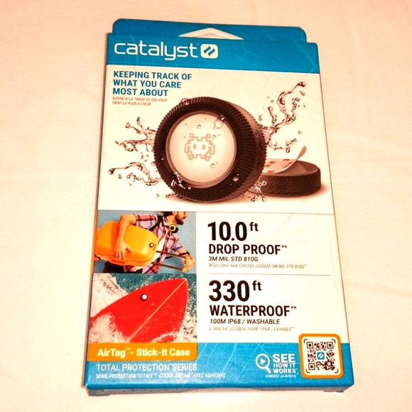 Catalyst AirTagTotal Protection Case, Stick-ItTrack things you can't risk losing - Picture 1 of 10